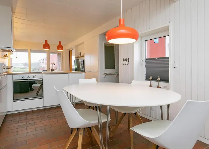 4-person In 아파트