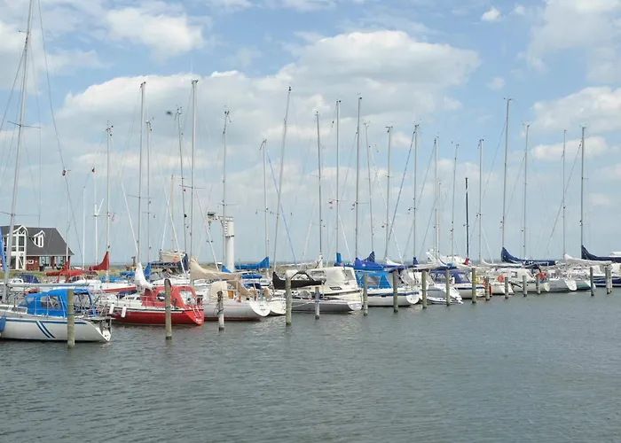 아파트 4-person In *